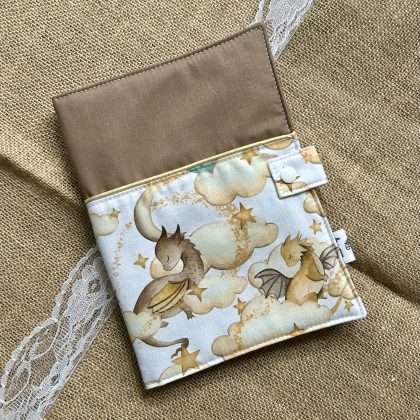 Protège carnet santé - Dragons marron