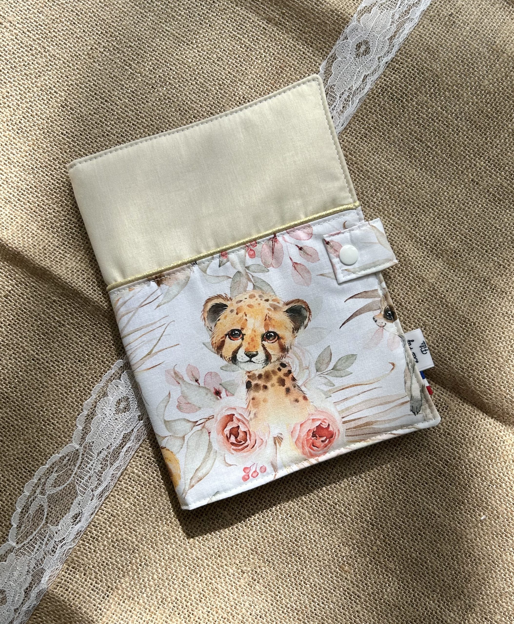 Protège carnet santé - Bébé Léopard