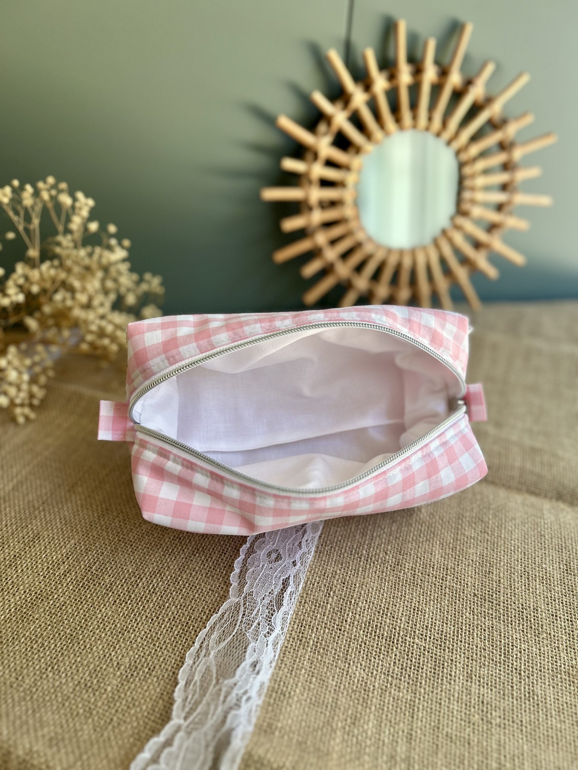 Petite Trousse - Carreaux rose – Image 2